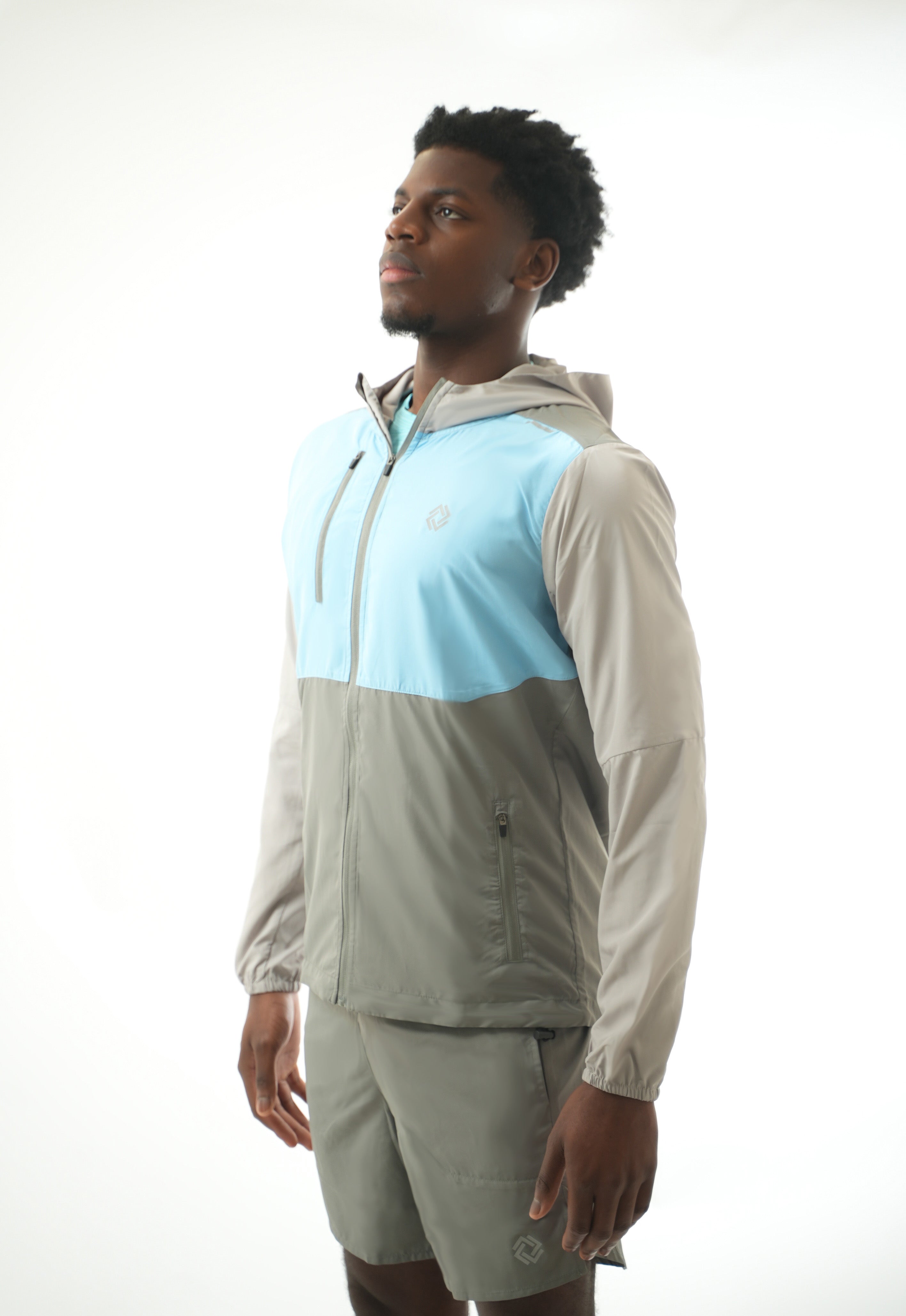 Core Windbreaker - Light Blue